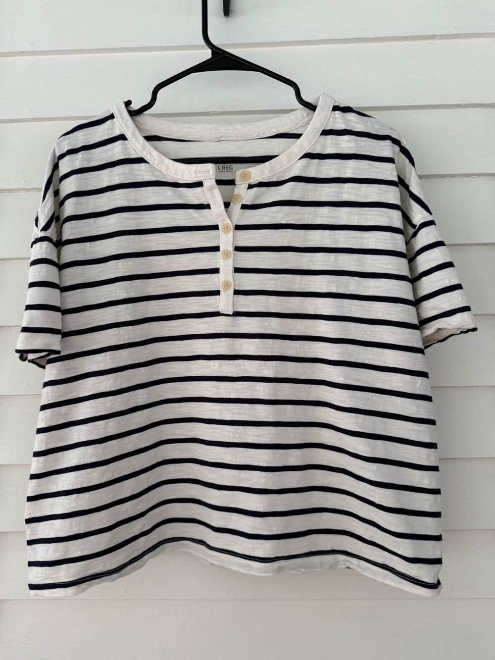 L.L.Bean | BeanSignature Striped Henley Tee White Navy Short Sleeve Large